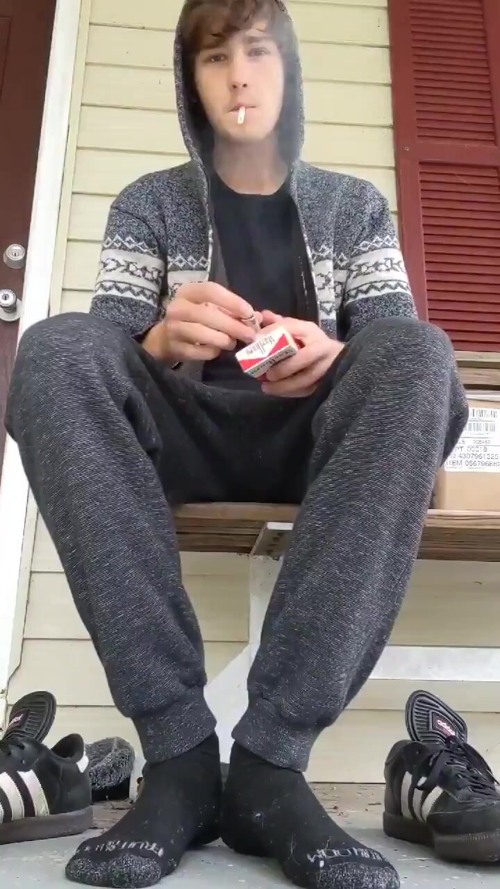 Teen Master Smoke and Feet 1