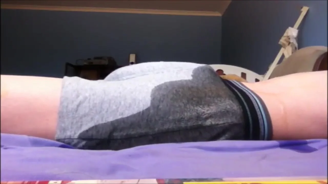 Bedwetter - video 2 (This isn't me) - ThisVid.com