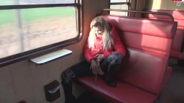 Train Piss - video 5
