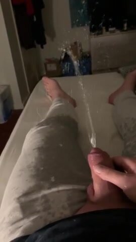 Piss pig soaks bed and long underwear