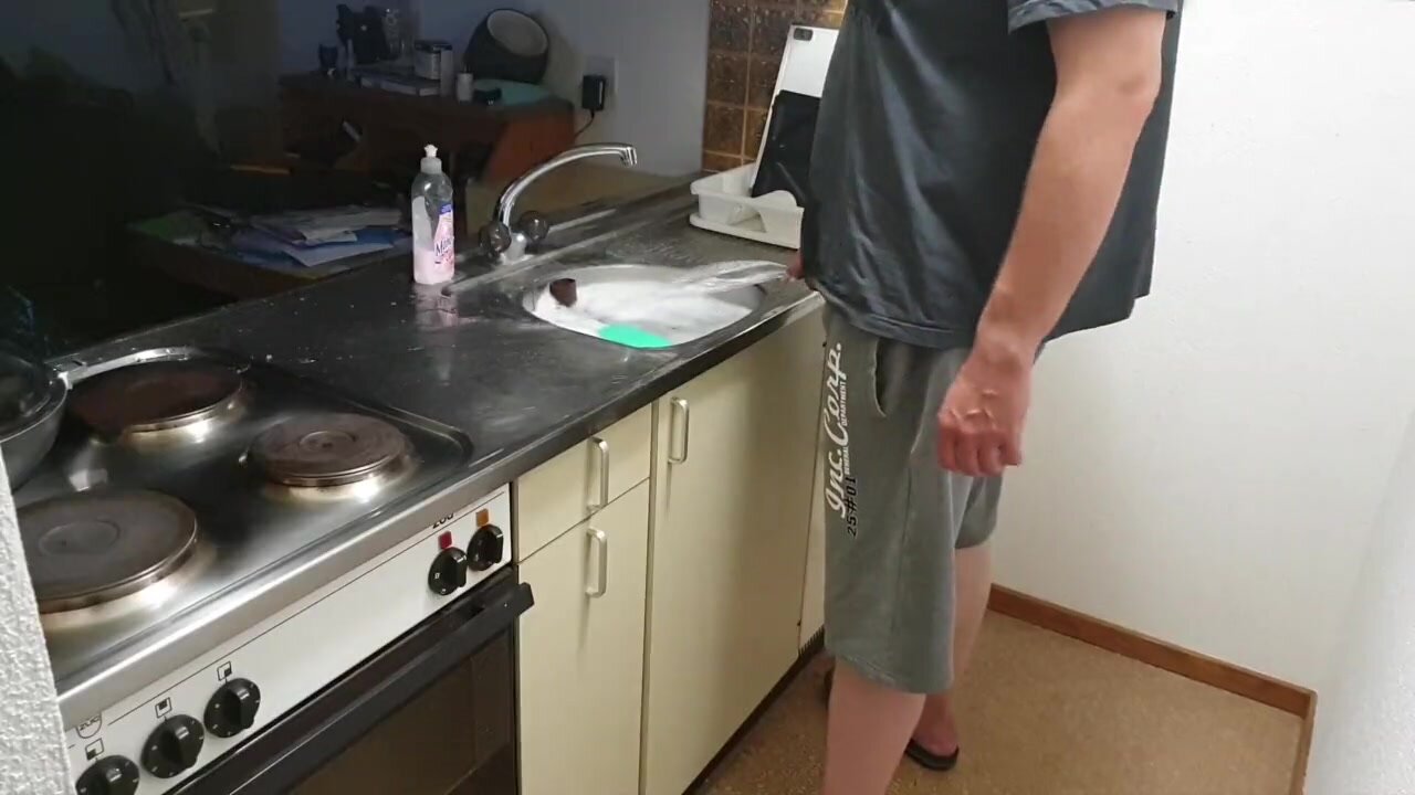 Man piss all over the kitchen