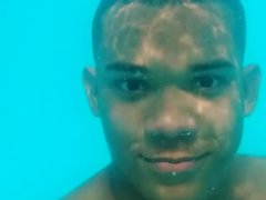 Latino barefaced underwater