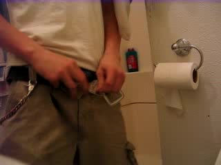 Male Pissing - video 8