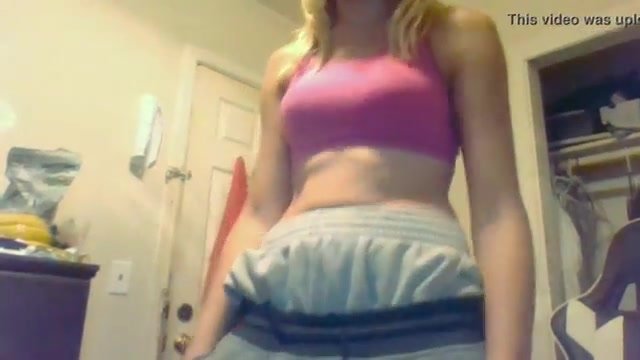 Female Piss Pants Porn - Female wetting: Pee Accident in Sweat Pants - ThisVid.com