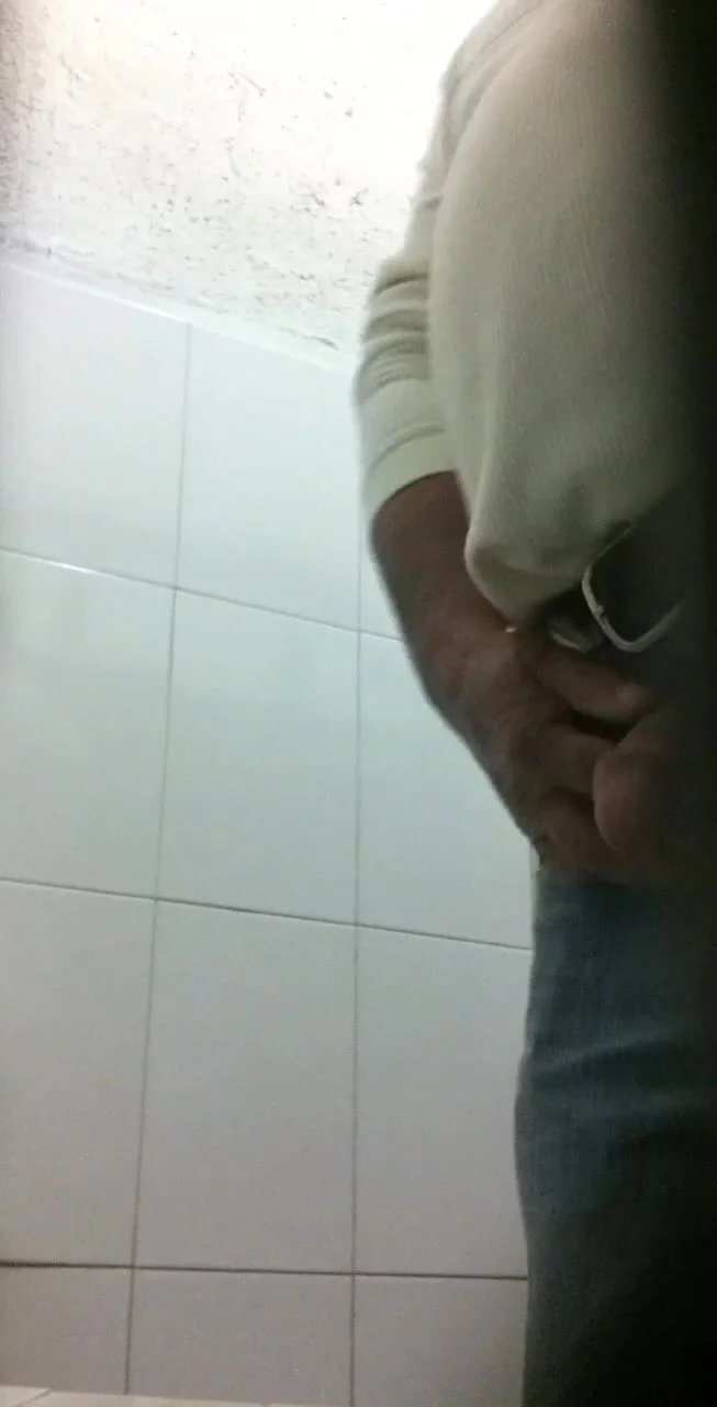 Opmike Toilet Spy Episode 10 Part 1 Chubold 2880 - ThisVid.com em inglês