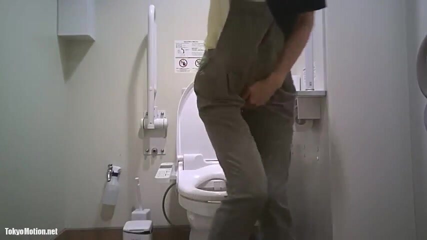 toilet peeing accident