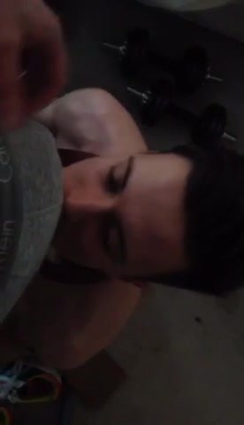 Twink cock suck - video 2