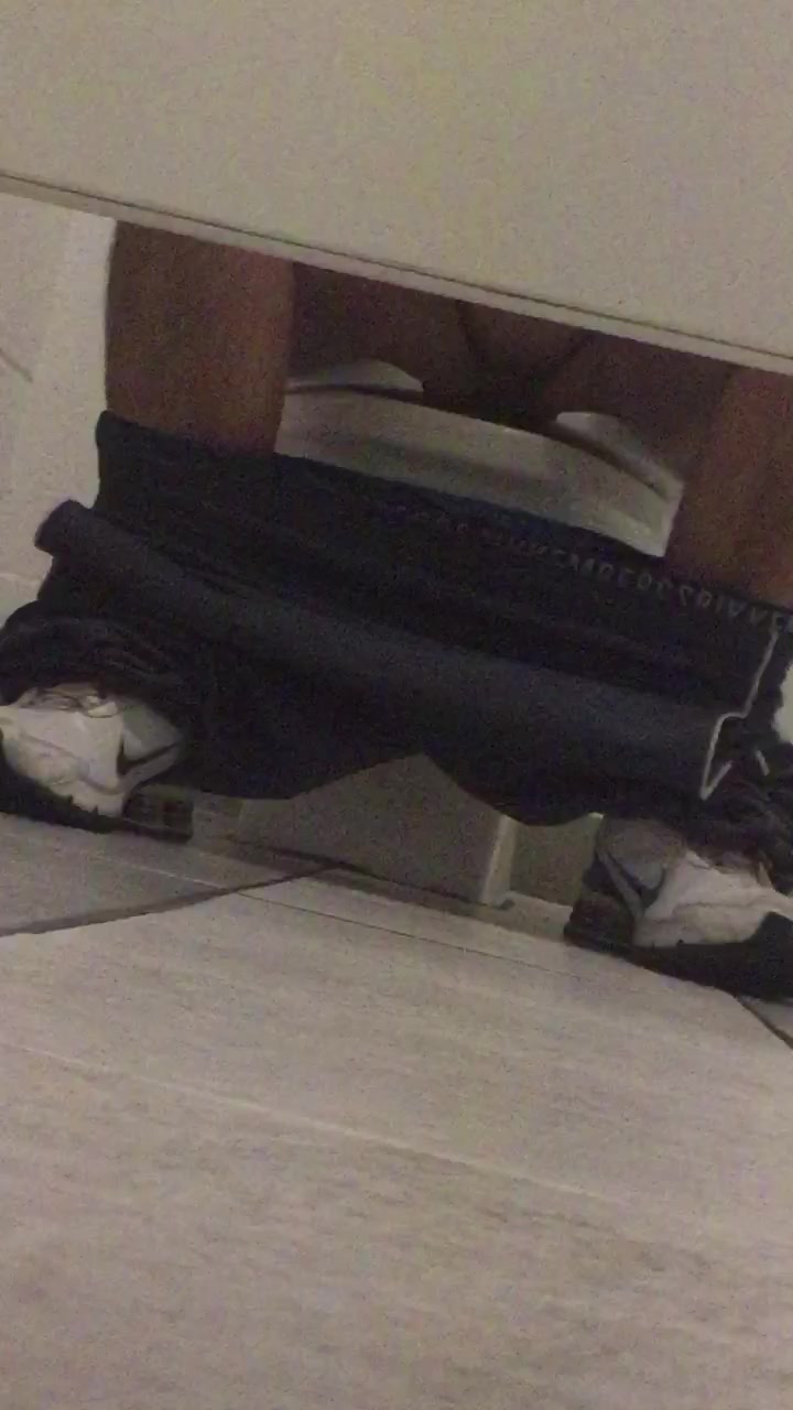 toilet spy at one of my gyms