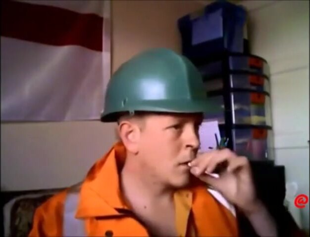 Verbal Brit Trade Smokes, Drinks, Poppers, Hammer In His Ass
