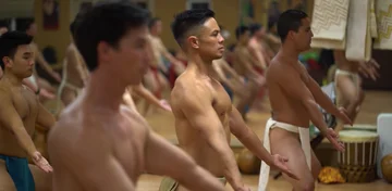 Hula Sex - Beautiful men rehearse hula dancing (brief, no sex) - ThisVid.com