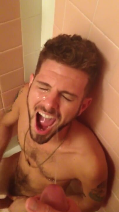Piss Soaked Fag