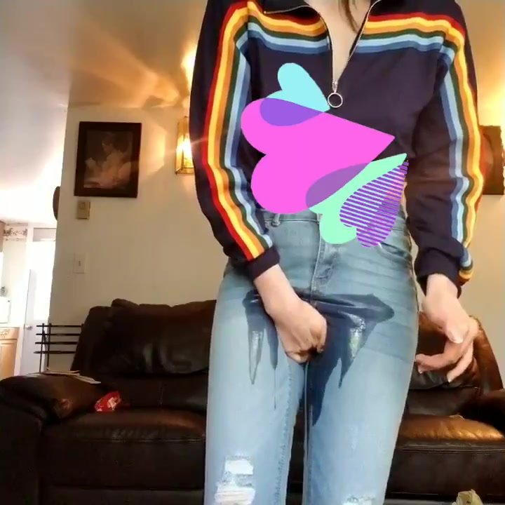 Jeans piss - video 11