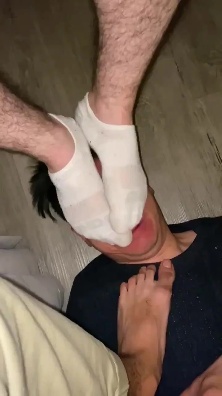 Bare Feet & White Socks Worship - ThisVid.com