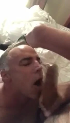 Daddy Facial Porn - Hungry daddy gets big cock facial - ThisVid.com