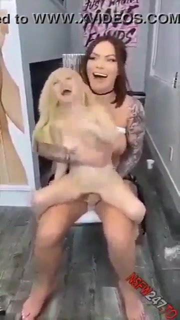 Lesbian Midget Anal - Bizarre midget lesbian anal strap-on - ThisVid.com