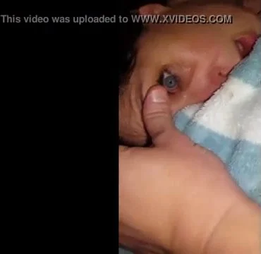 Cum On Sleeping Mom - Cum in sleeping wifes eye 1 - ThisVid.com