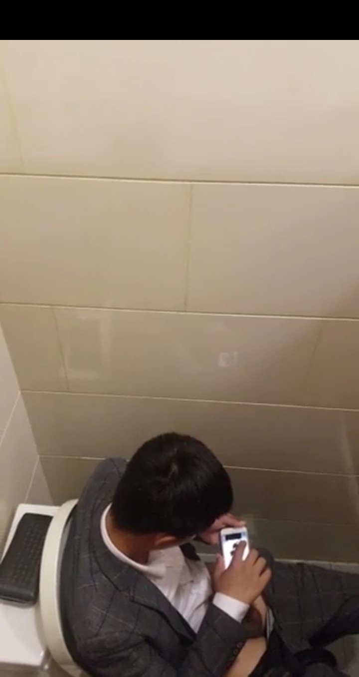 toilet - video 184