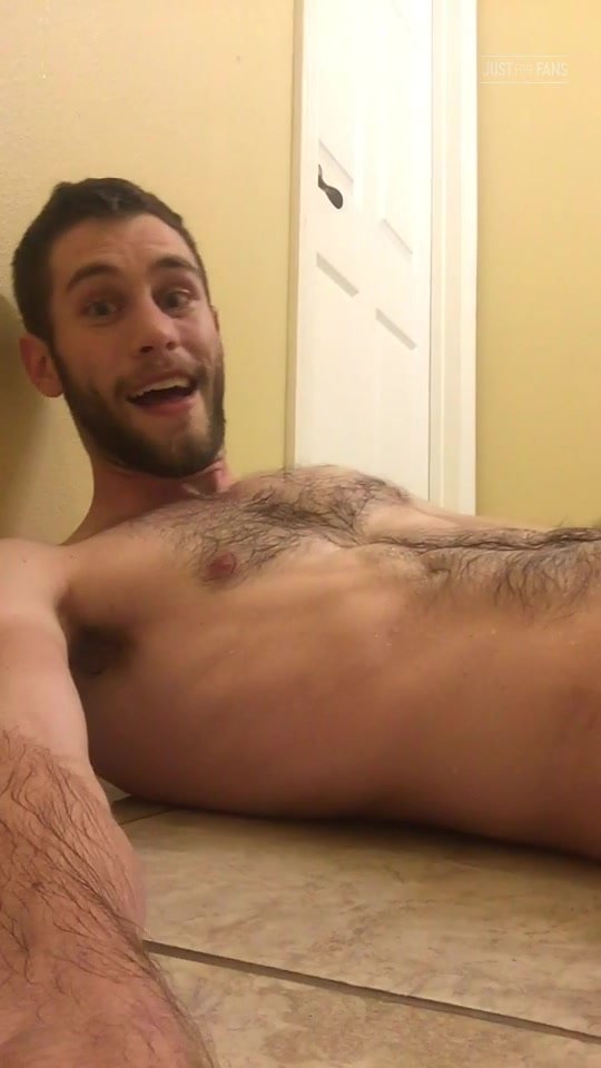 HOT GUYS PLAYING WITH PISSING