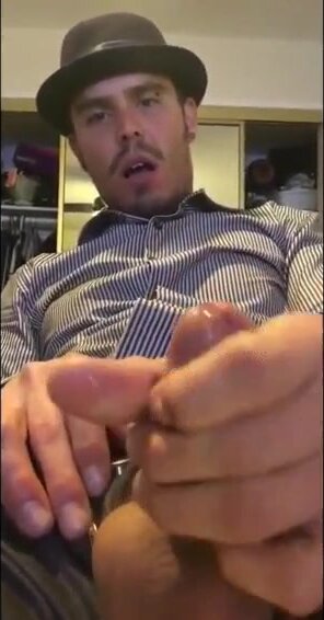 Cumming cocks cumming