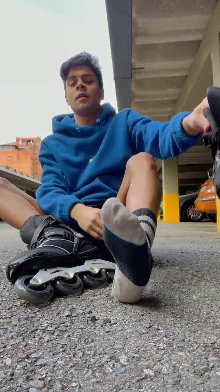 Skater shows his sweaty feet