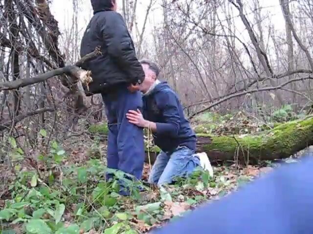 Cruising in the wood SUCKING!