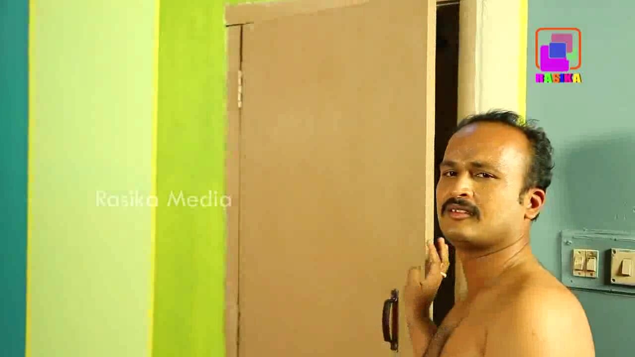 Maid caught the owner naked - Indian CFNM - ThisVid.com