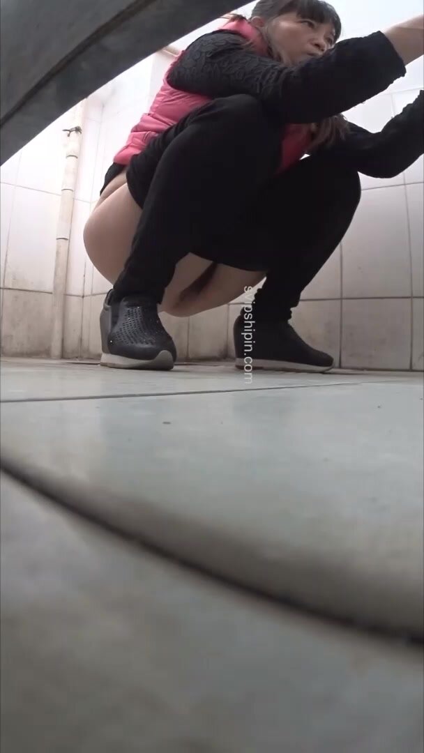 Compilations of China toilet voyeur