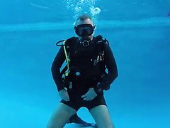 Scuba Diver Cums Underwater