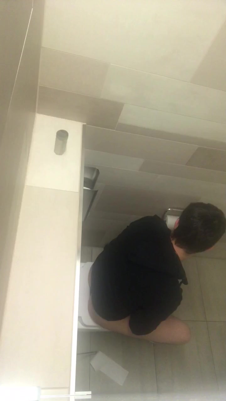 Taking a huge shit