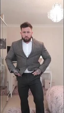 Straight Muscle / Suits / Jerking : Stripping Tattoed Macho 1