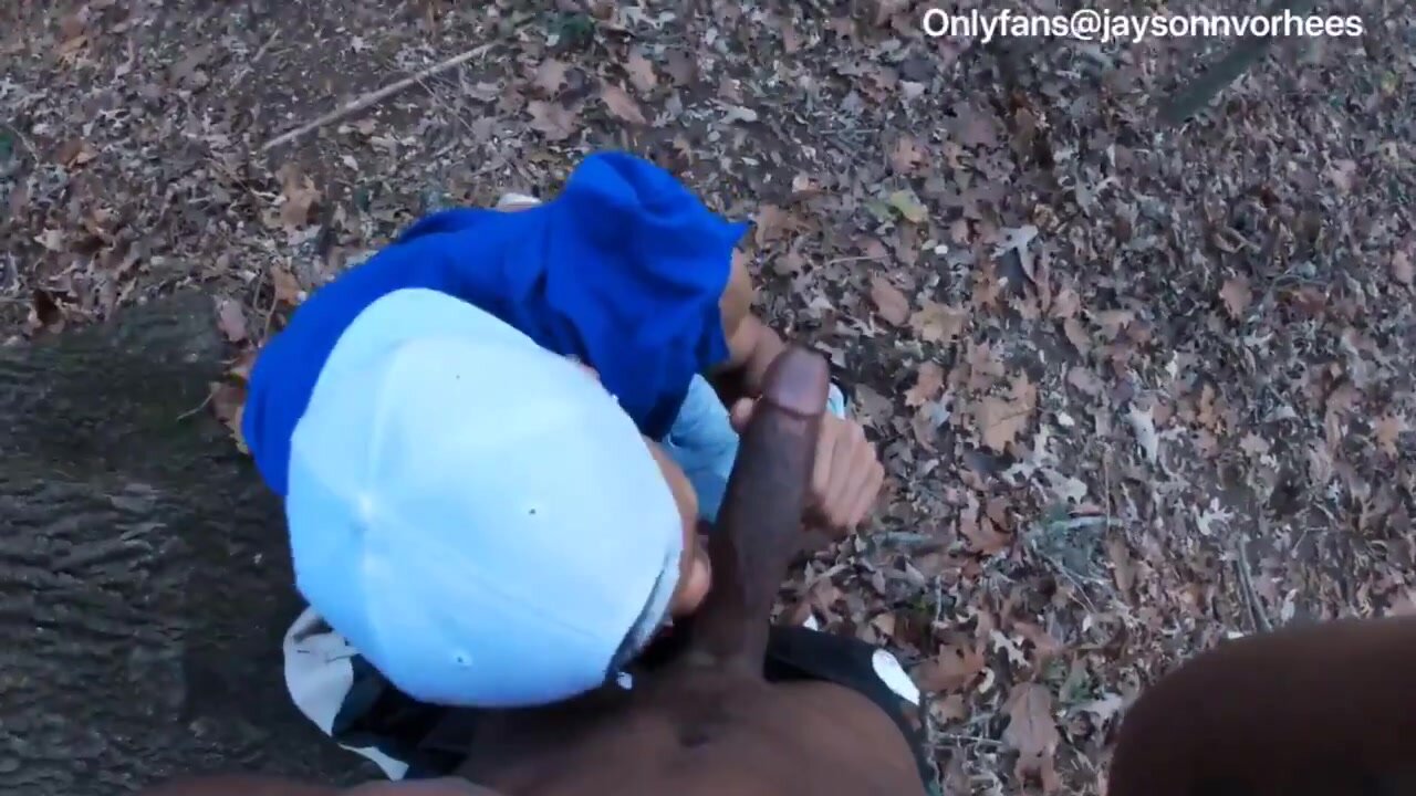 Sex in the forest - video 2