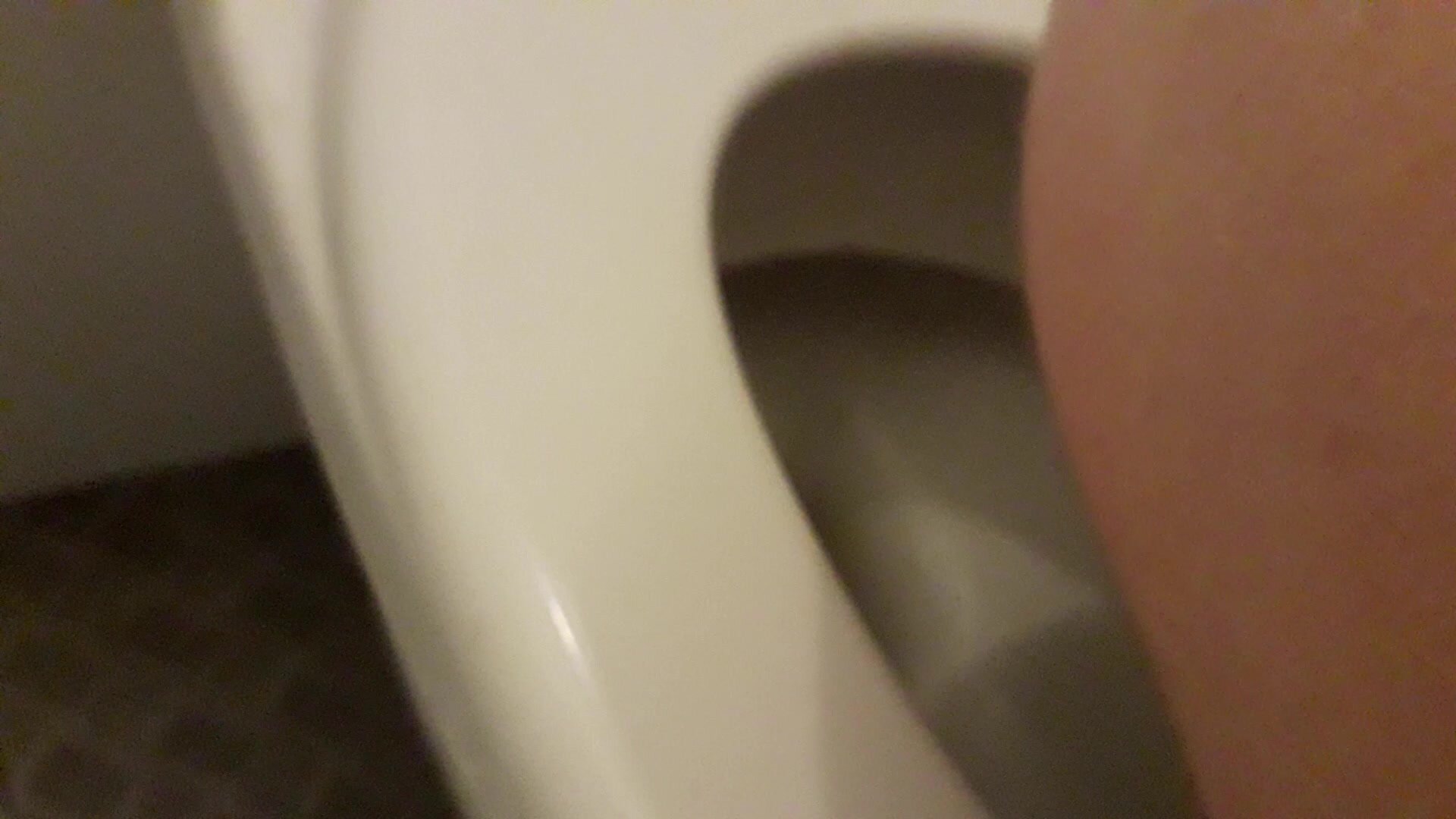 Taking a shit at work - video 5