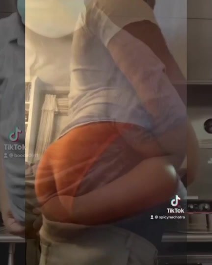 Big Bank Booty Comp