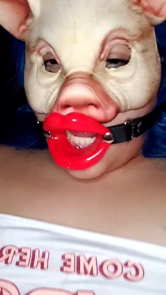 Piggy whore loves to play for Daddy