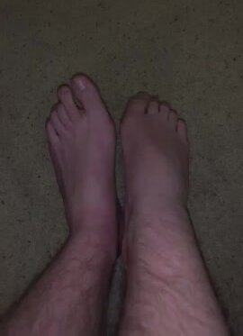 Fag hypnotized feet