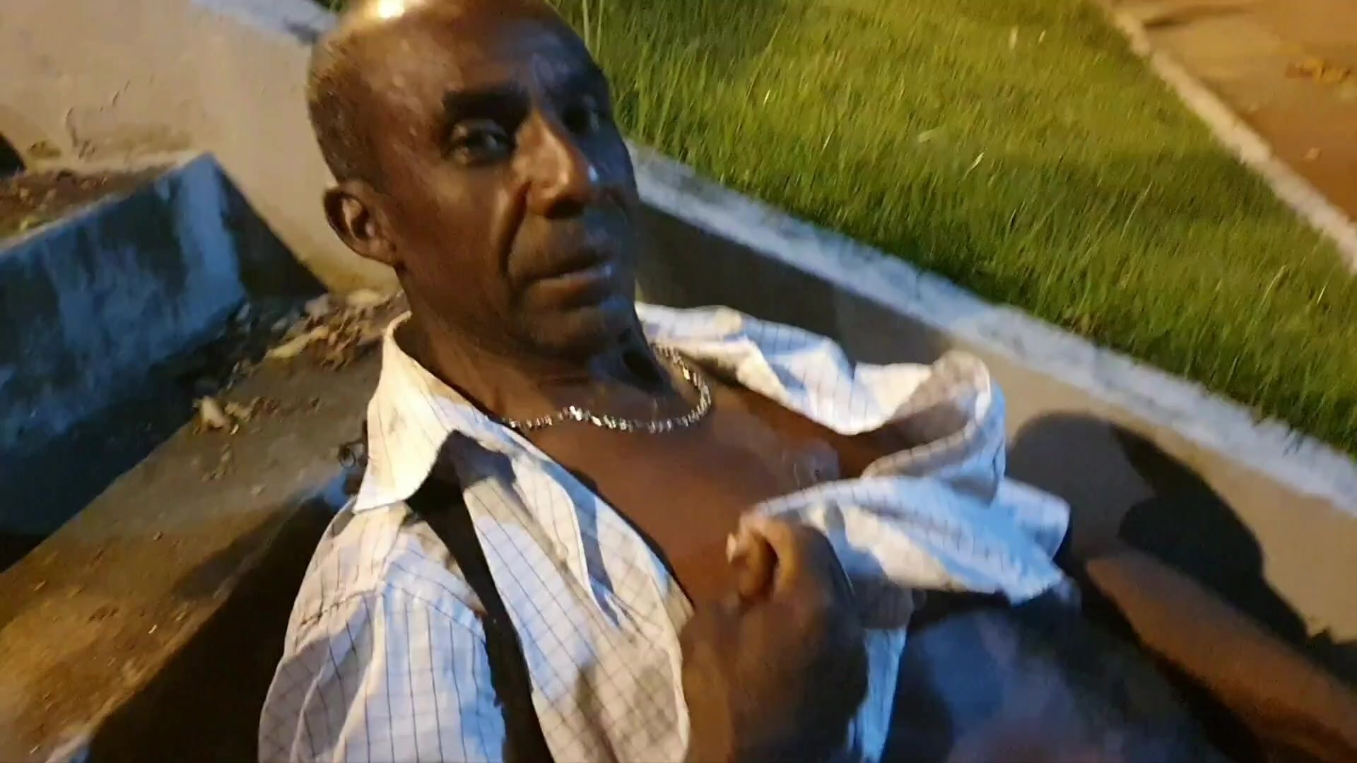 ORIGINAL VIDEO - JERKING A BLACK AND  MARRIED  BRAZILIAN DADDY