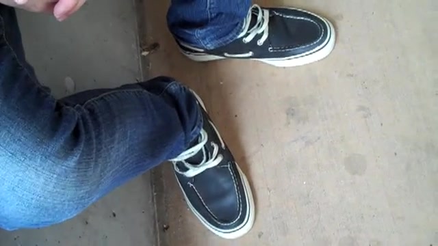Oliver takes off his Sperrys