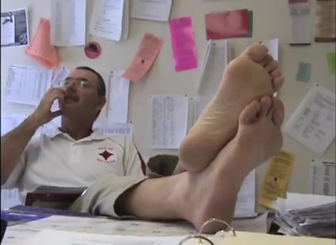Teacher Foot Porn - Mature Teacher Feet - video 2 - ThisVid.com