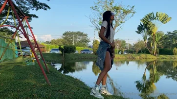 Shemale pissing outdoors - ThisVid.com