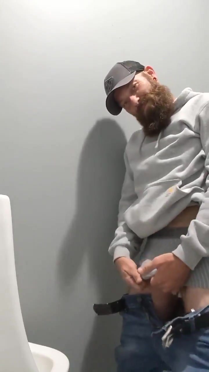 GAY DADDY PISSING IN THE TOILET 29