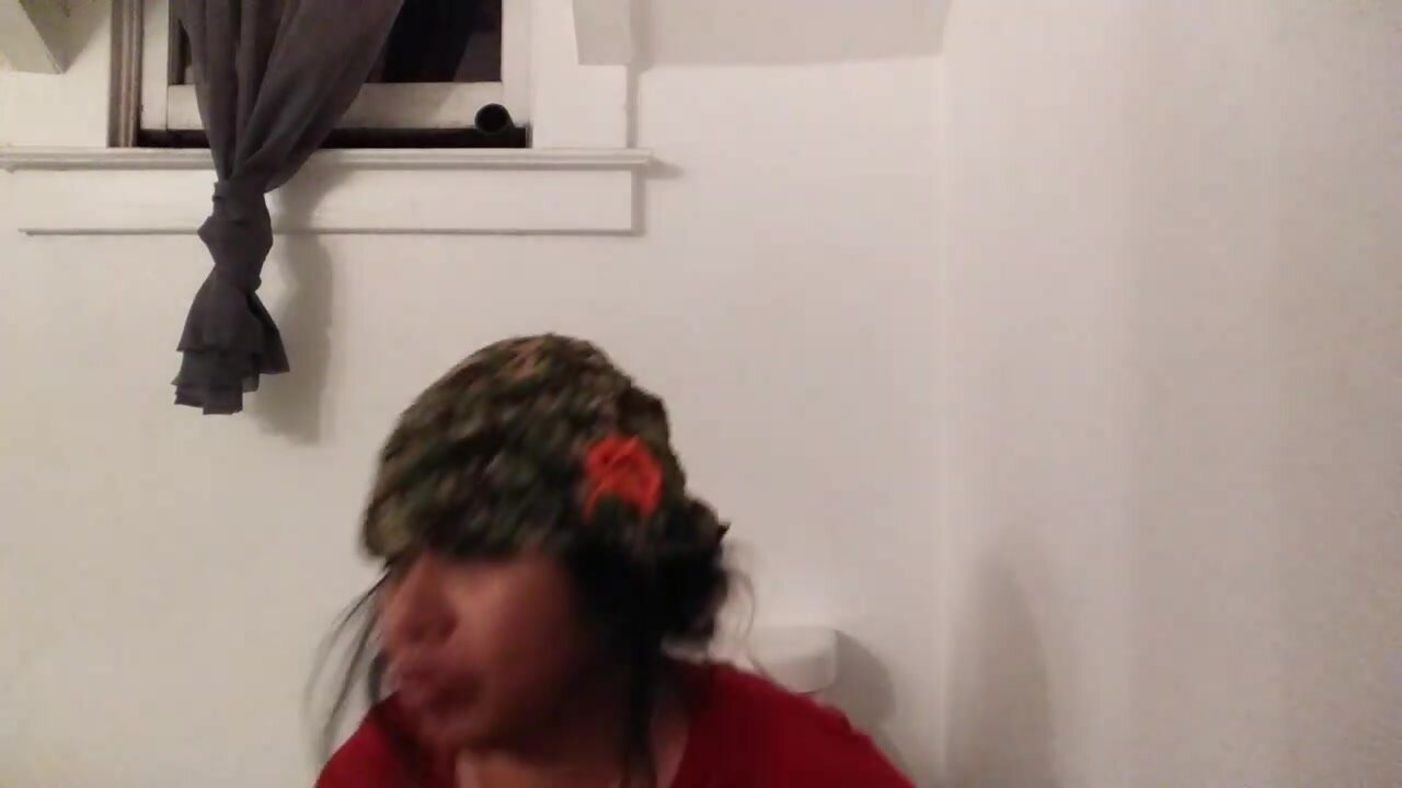 YouTube woman pooping