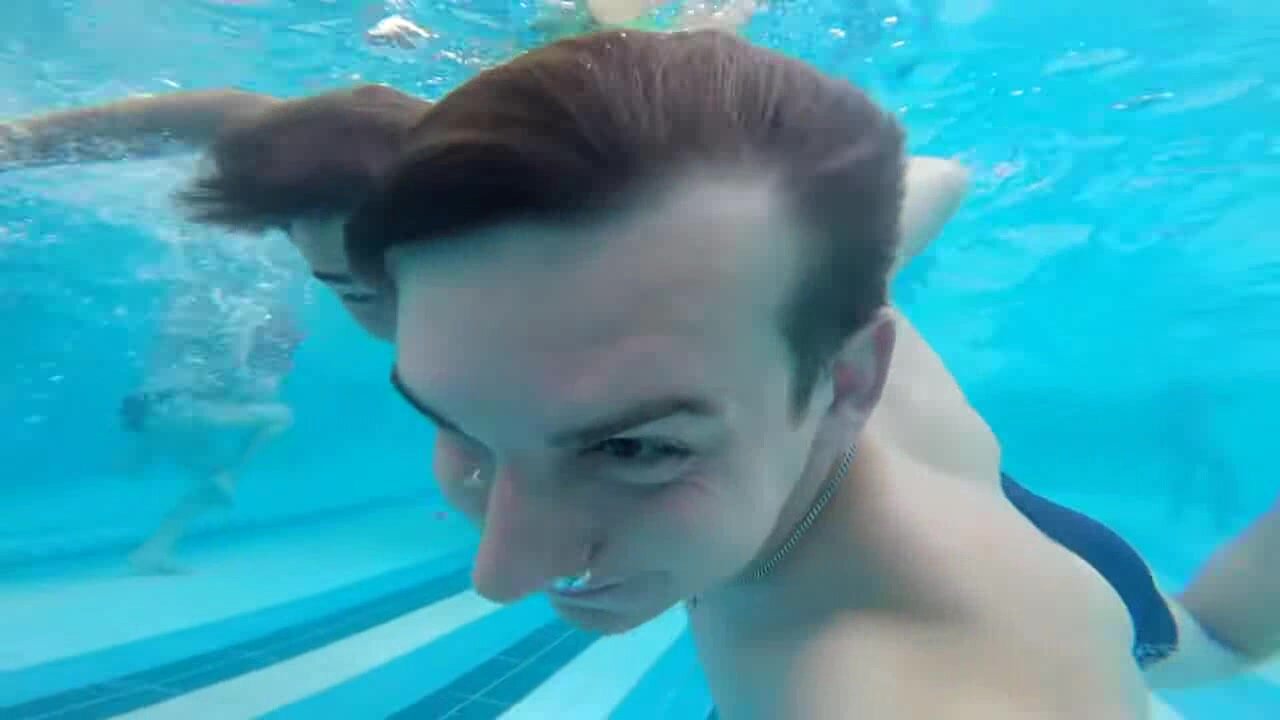 Underwater barefaced russiasns