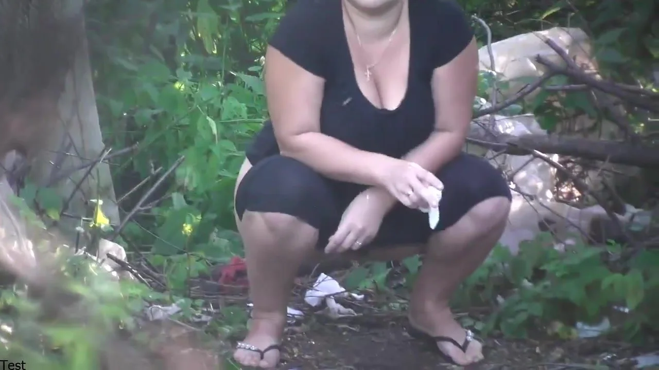Forest pee voyeur - mature piss and wipe pic picture