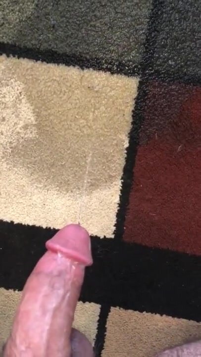 Spraying carpet with my piss