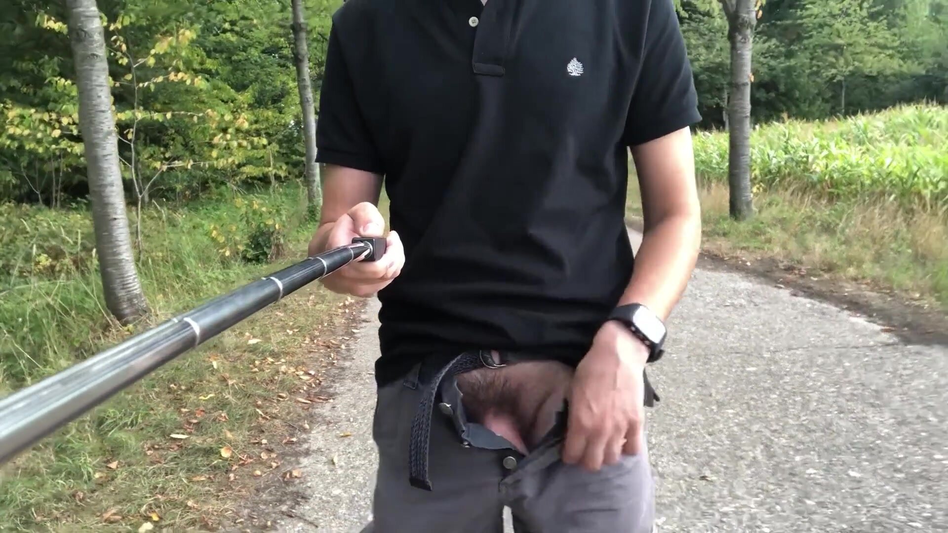 guy almost got caught flashing