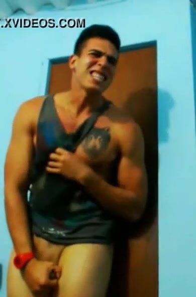 Sexy hunk goes crazy on cam
