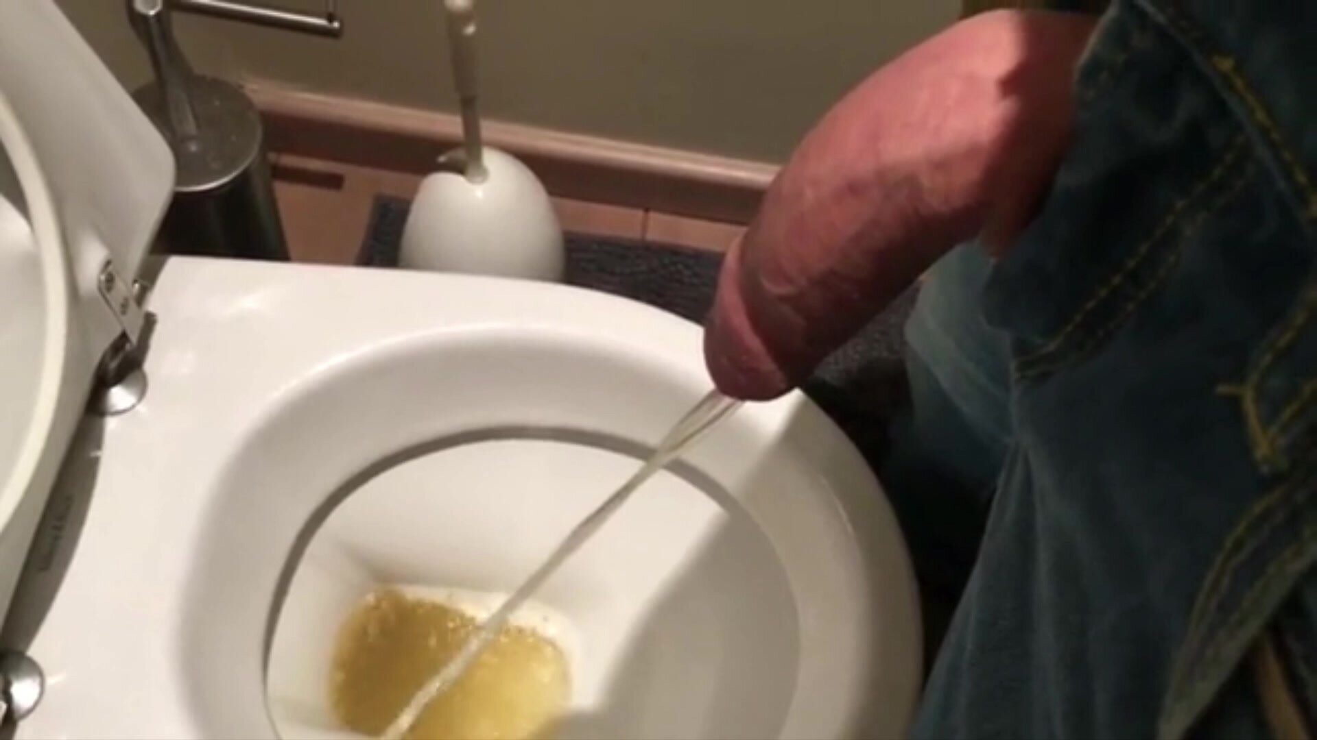 thick dream penis pisses to the last drop