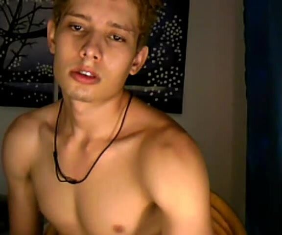 Young muscle twink