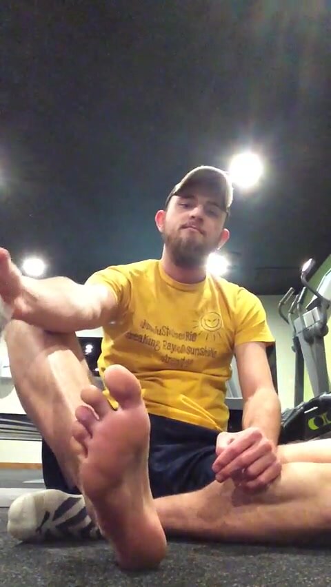 Love Male Feet — gay-hypno-domination