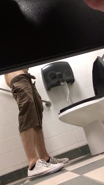 Hot guy wipes in the public bathroom